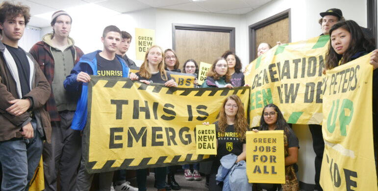Sunrise urges MSU to divest from fossil fuel companies