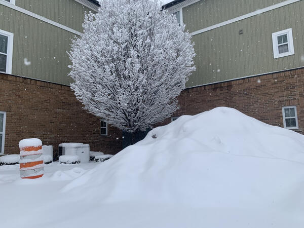 How one apartment complex prepared for the winter storm